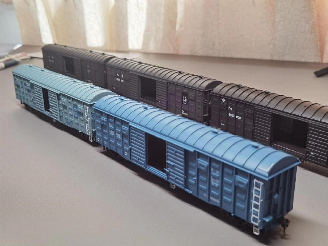 棚車火車模型
